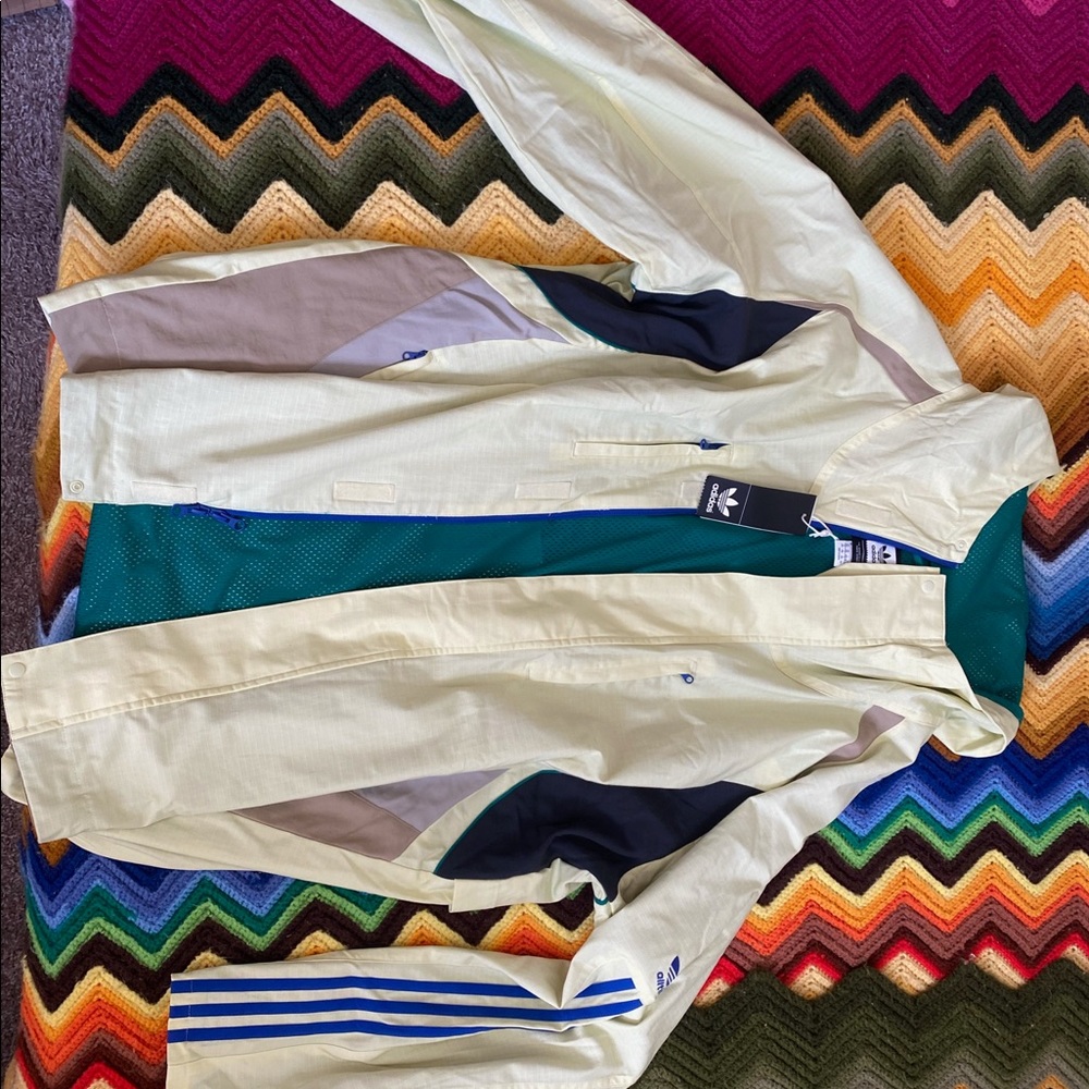 Adidas alltimers jacket
